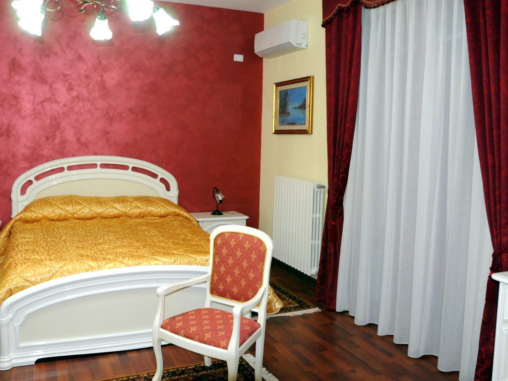 B&B Diamante Nissoria Δωμάτιο φωτογραφία